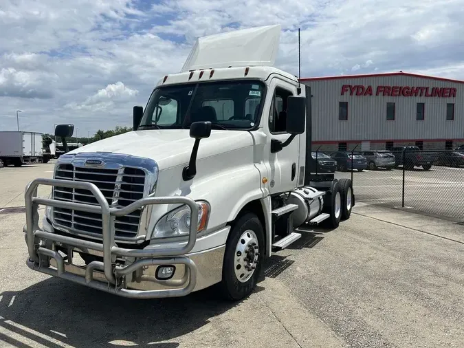 2020 Freightliner CASCADIA 125fdba9753ef2b3fe6f3192f76251740d1