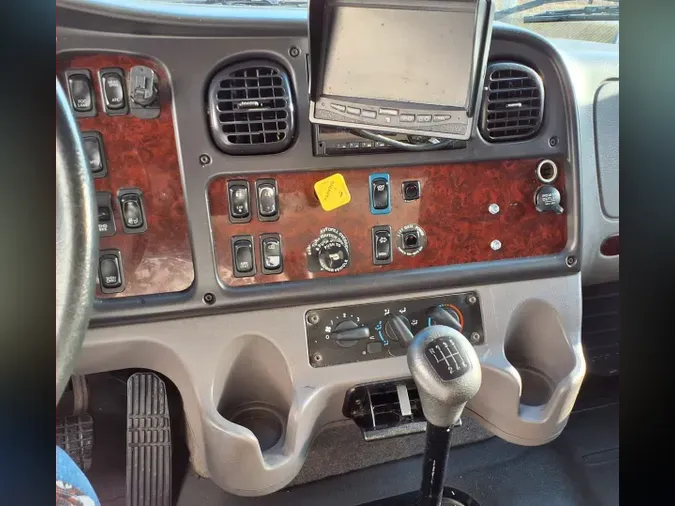 2019 FREIGHTLINER/MERCEDES M2 106fdc1d4ccb0741d46dfb92ec067e71a17