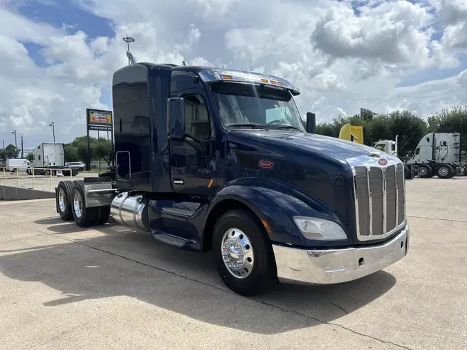 2021 Peterbilt 579