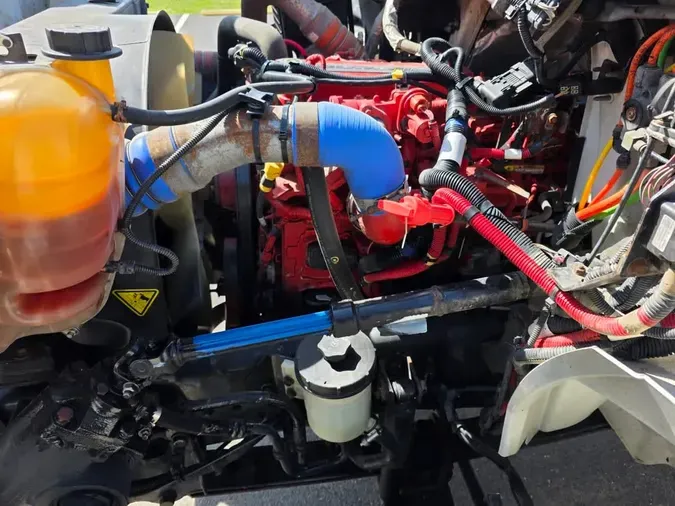 2018 NAVISTAR INTERNATIONAL 4300