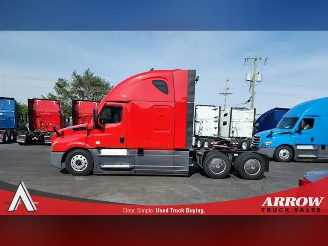 2023 FREIGHTLINER CA126