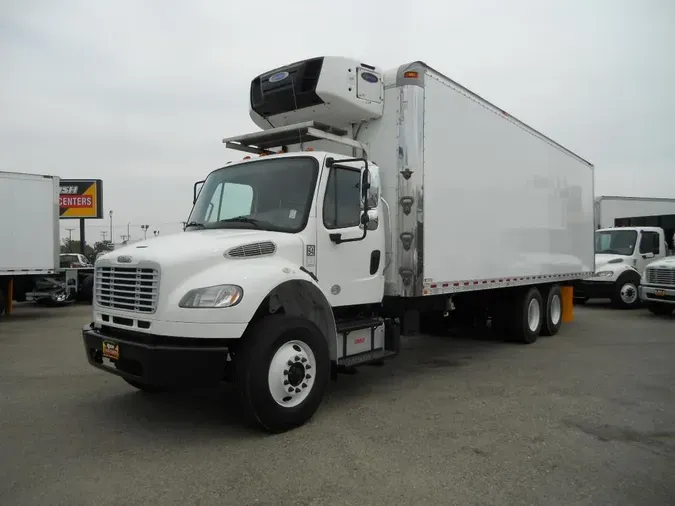 2019 Freightliner Business Class M2 106