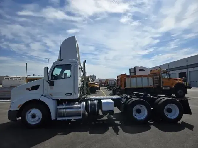 2018 Peterbilt 579fdc580c786f76baf0999da4d1c3e402c