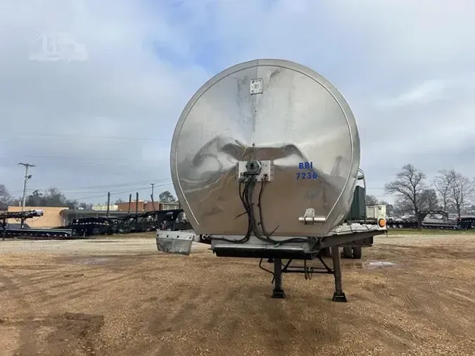 1997 WALKER fdc7b484f89094a34d8e3250916b68f4