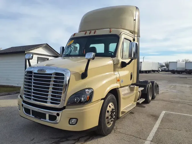 2019 FREIGHTLINER/MERCEDES CASCADIA 125fdc8ac365e80e65c06dbc772a3e0d8e2