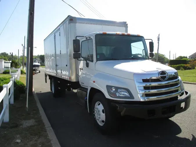 2019 HINO 268