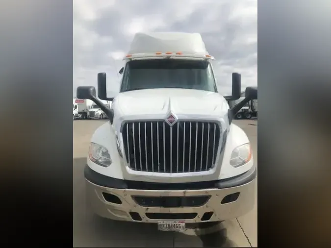 2019 NAVISTAR INTERNATIONAL LT625 SLPR CAB