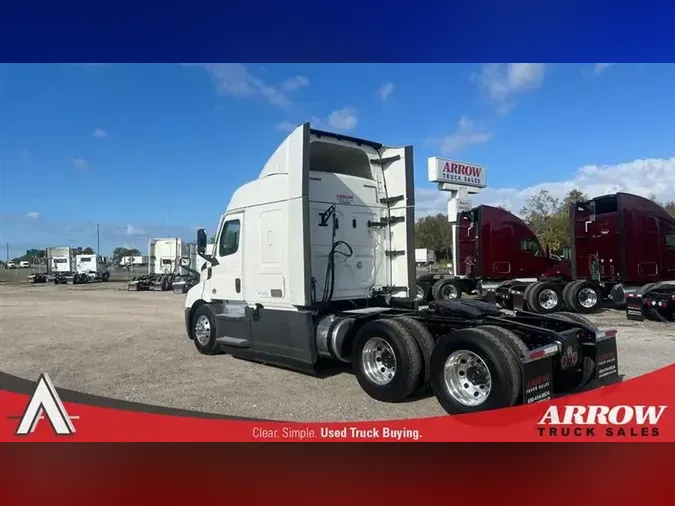 2021 FREIGHTLINER CA116