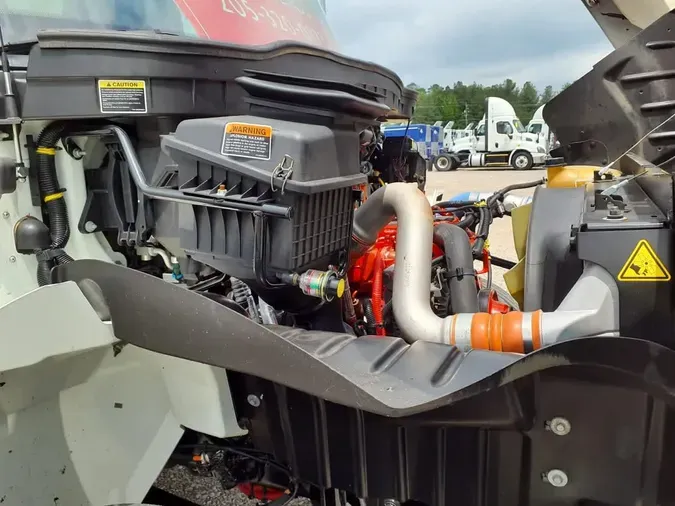 2019 NAVISTAR INTERNATIONAL 4300