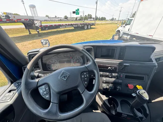 2019 International RH613