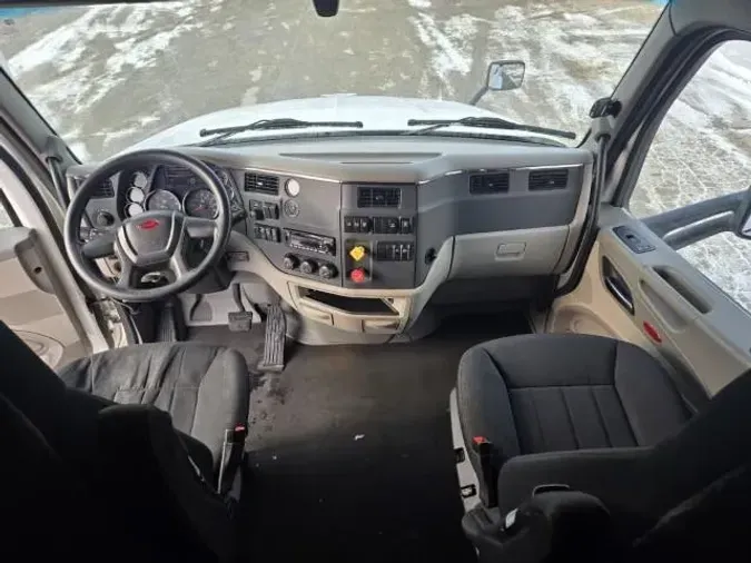 2022 Peterbilt 579fdce4bbc88f9ed7d15142943c9059401