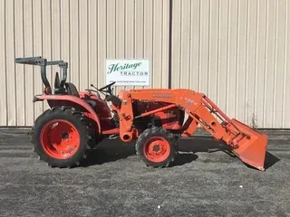 2013 Kubota L3200