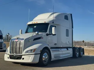 2022 PETERBILT 579