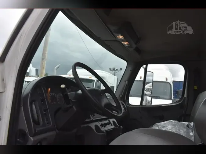 2015 FREIGHTLINER BUSINESS CLASS M2 106