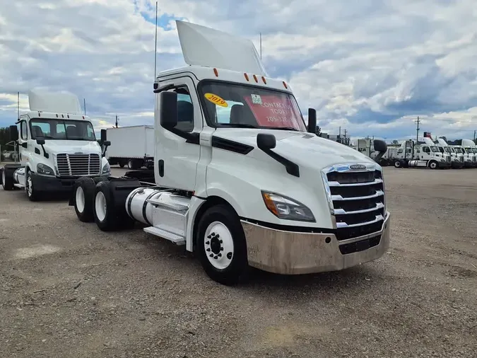 2019 FREIGHTLINER NEW CASCADIA PX12664