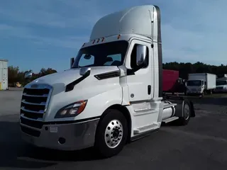 2020 FREIGHTLINER/MERCEDES NEW CASCADIA 126