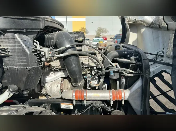 2021 Freightliner Cascadia 126fdddc2927310e99d2024fd722d773810