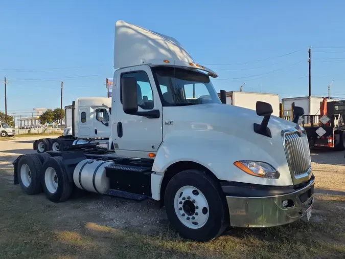 2019 NAVISTAR INTERNATIONAL LT625 DAYCAB T/Afde3e8ec61725d8101bed7ea46b26d83