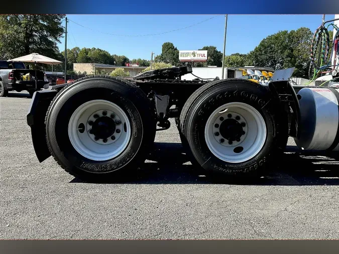 2019 INT LT625 6x4fde504f5935307d838ef2b5f26904cbe