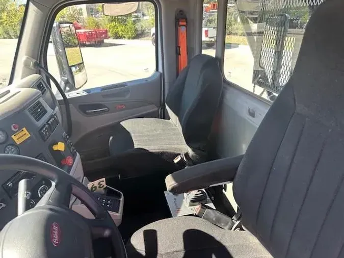 2019 Peterbilt 567