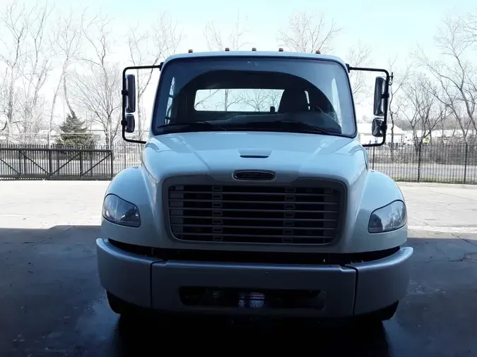 2020 FREIGHTLINER/MERCEDES M2 106