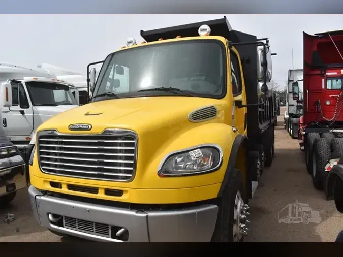 2010 FREIGHTLINER BUSINESS CLASS M2 106