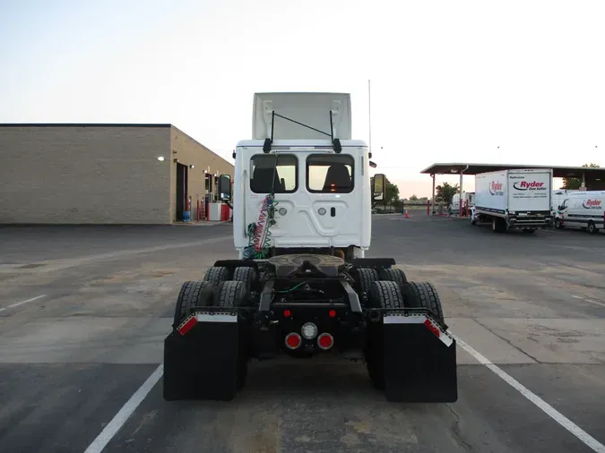 2018 FREIGHTLINER/MERCEDES CASCADIA 125