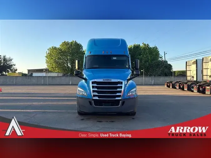 2022 FREIGHTLINER CA126