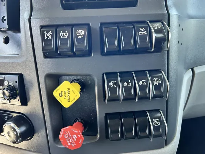 2022 Peterbilt 579fdf0c7e9c0d70deec6cfc314f8543e6e