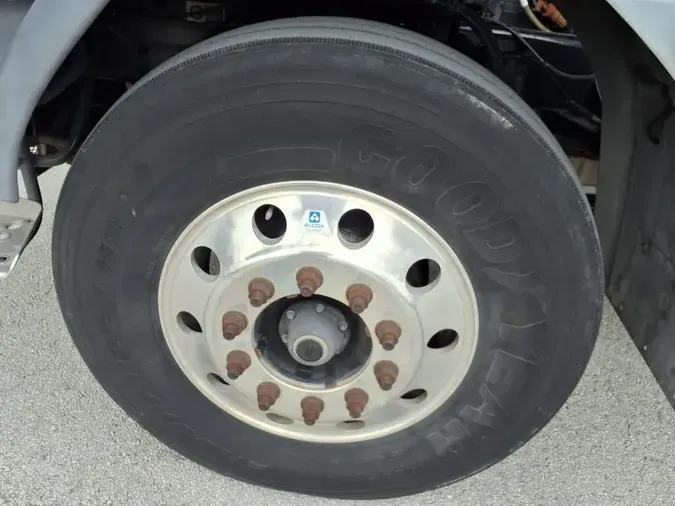 2017 KENWORTH TRUCKS T270