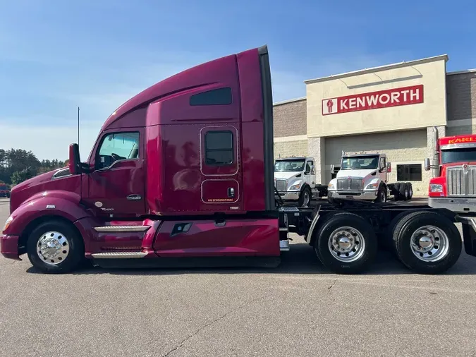 2022 Kenworth T680