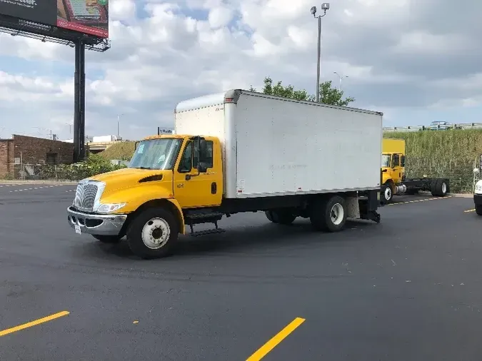 2007 INTERNATIONAL 4300