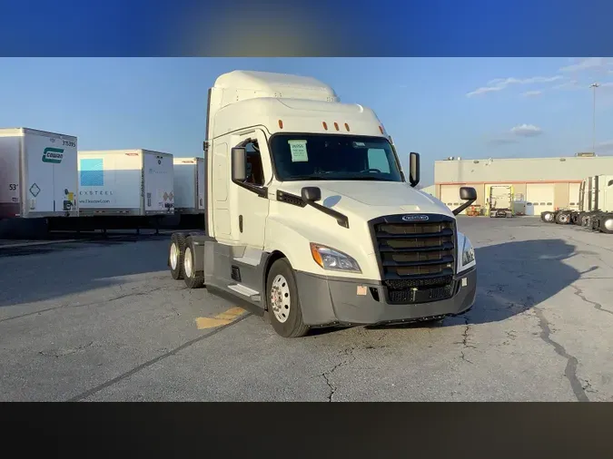 2021 Freightliner Cascadia 126fdf8bd62ddbc0f669c97b300ce717af2