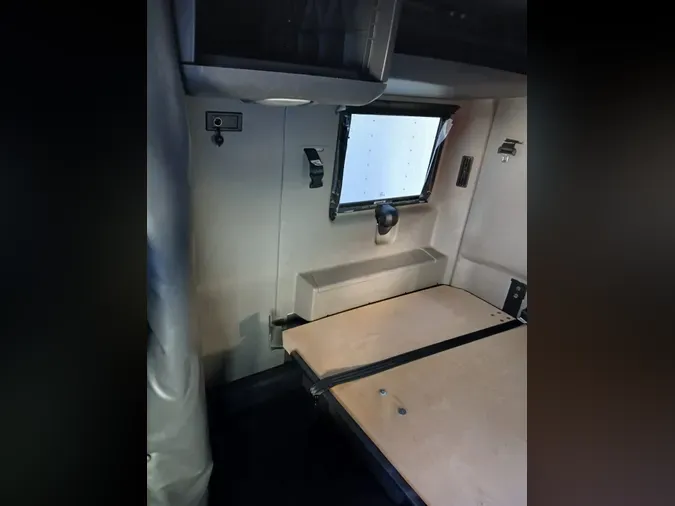 2019 NAVISTAR INTERNATIONAL LT625 SLPR CAB