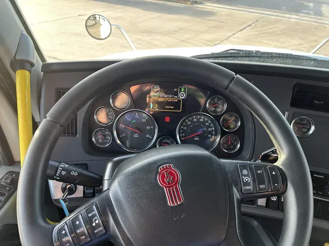 2021 Kenworth T680