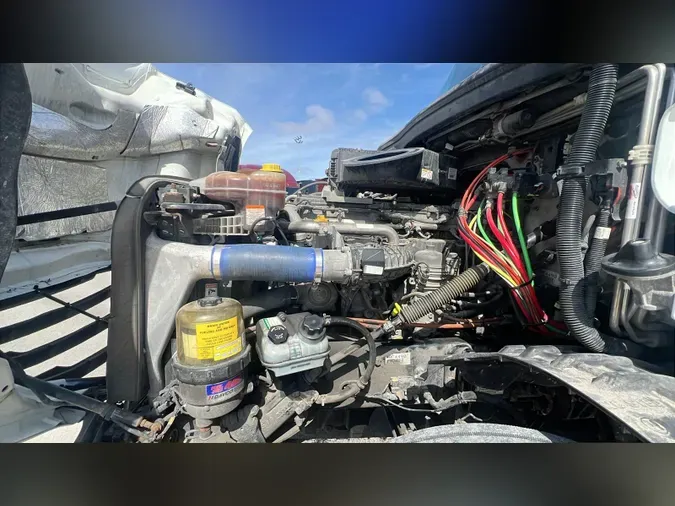 2021 Freightliner Cascadia 126