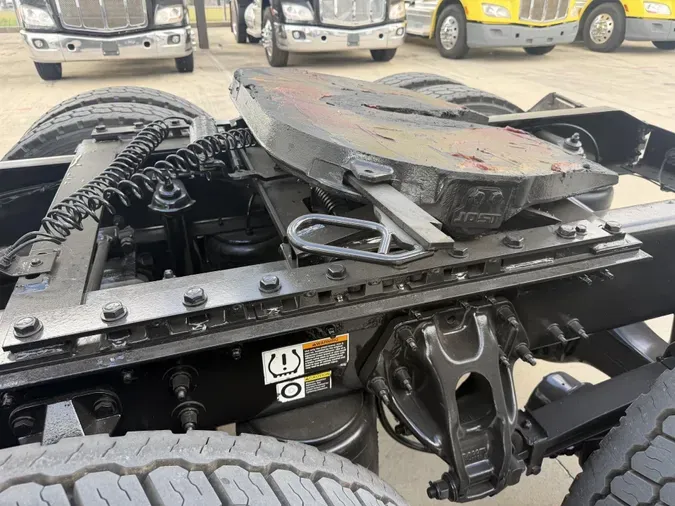 2022 Peterbilt 579