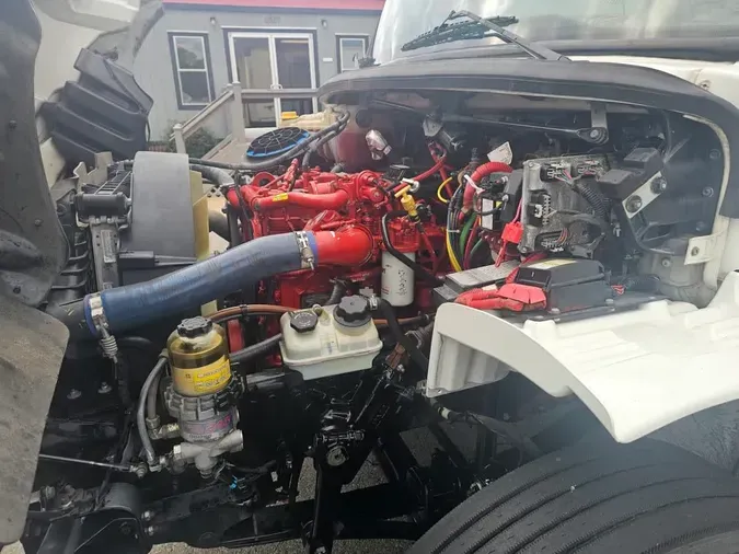 2022 FREIGHTLINER/MERCEDES M2 106