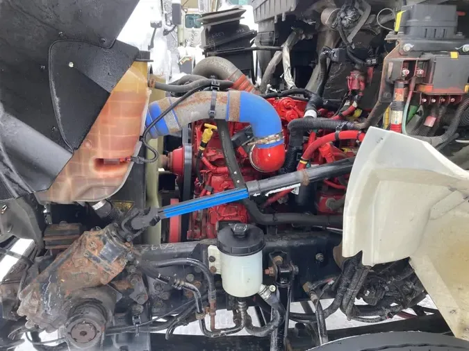 2019 NAVISTAR INTERNATIONAL 4300