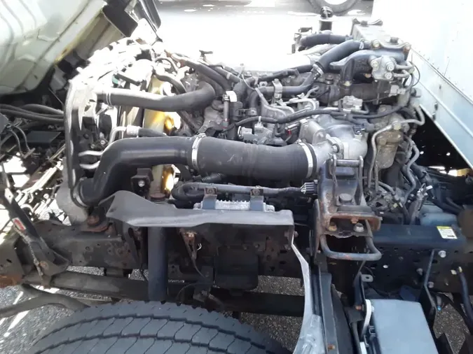 2019 ISUZU NPR HD