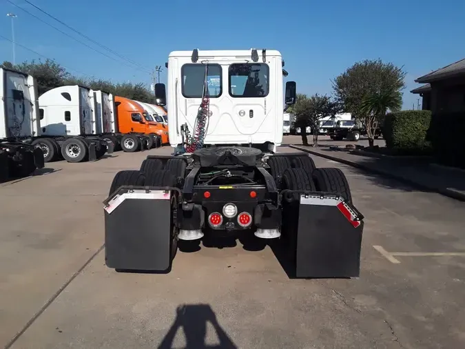 2018 FREIGHTLINER/MERCEDES CASCADIA 125