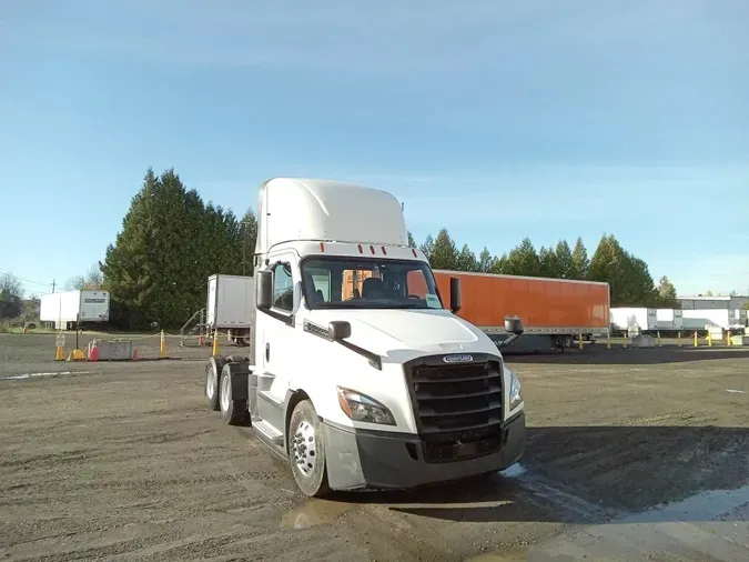 2019 Freightliner Cascadia 126fe0b71f9175f3b8d5e50fc582f1e39a1