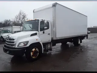 2016 Hino HINO 268