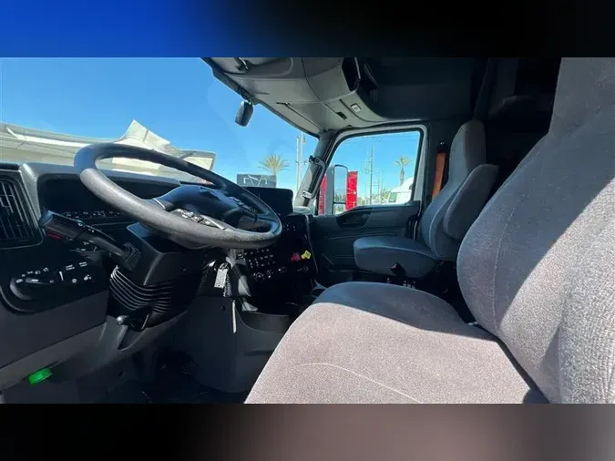 2022 INTERNATIONAL LT625