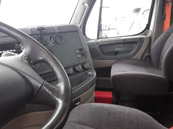 2014 FREIGHTLINER/MERCEDES CASCADIA 125