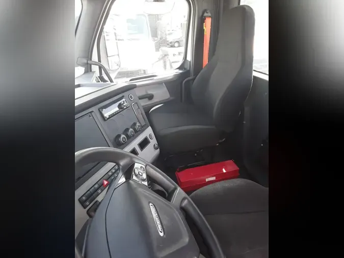 2020 FREIGHTLINER NEW CASCADIA 116