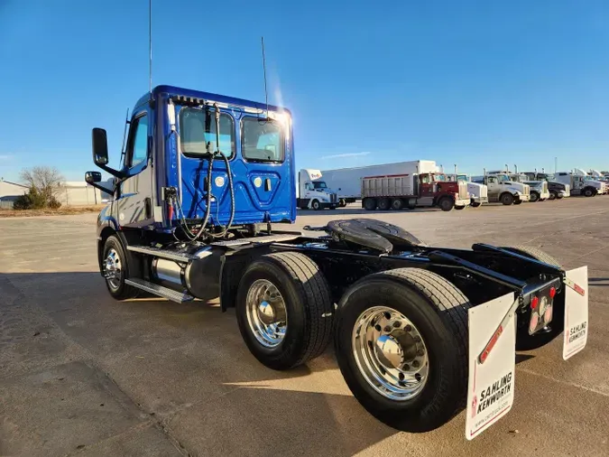 2021 Freightliner Cascadia