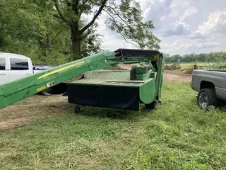 2017 John Deere 835