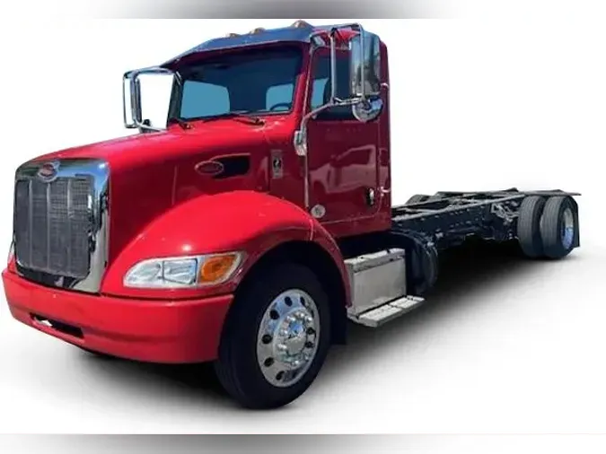 2021 Peterbilt 337fe1f67f04e1d0c2d2bc676fcd9b1c9a5