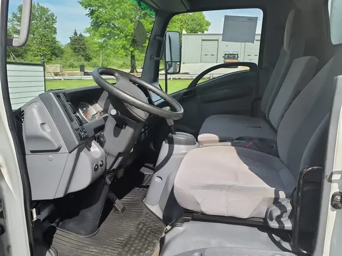 2018 ISUZU NPR